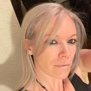 Meet your Posher, Angelica